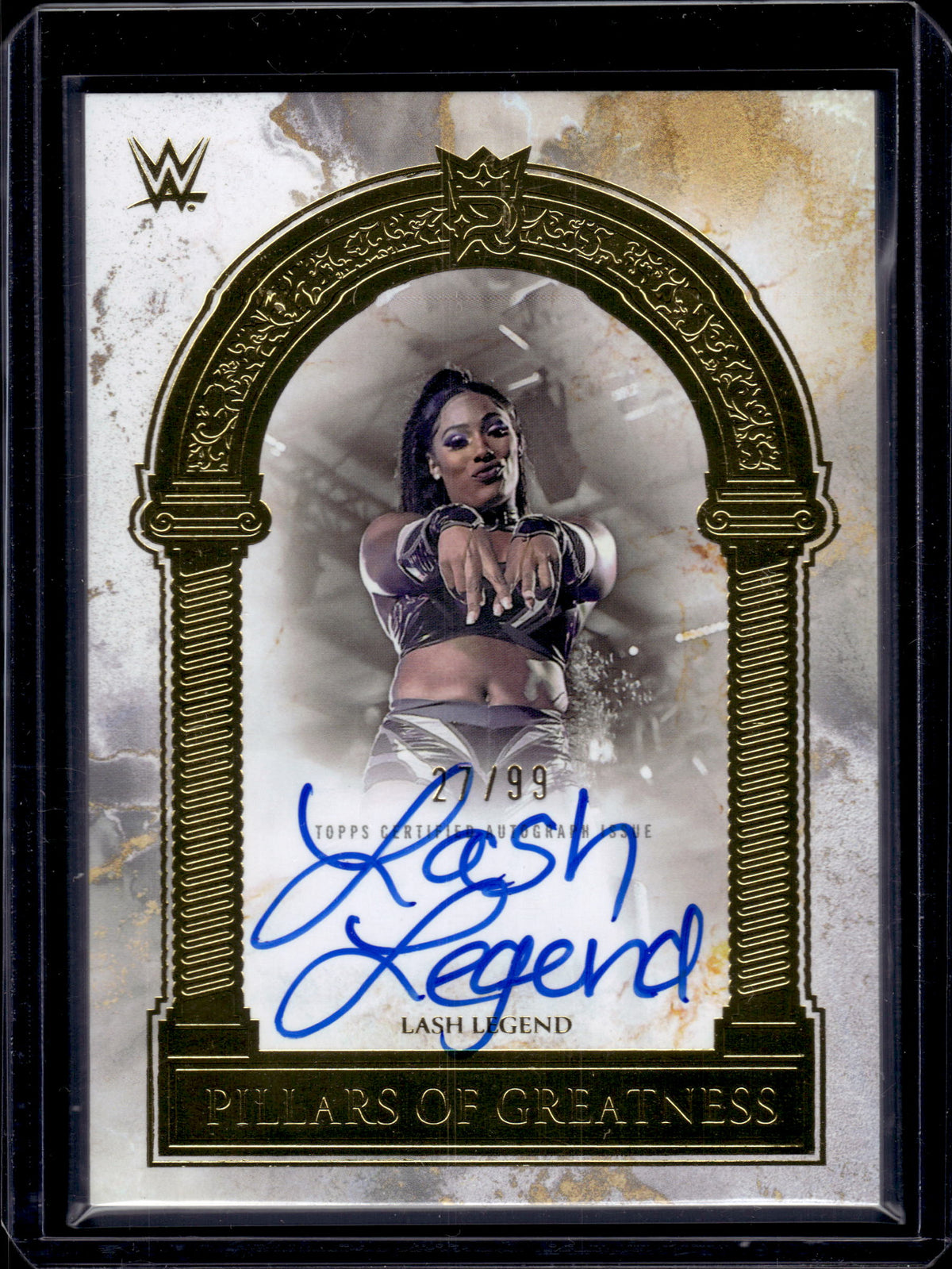 HL-P01 2025 Topps Royalty WWE Pillars of Greatness Sign Lash Legend #PGS-LLE