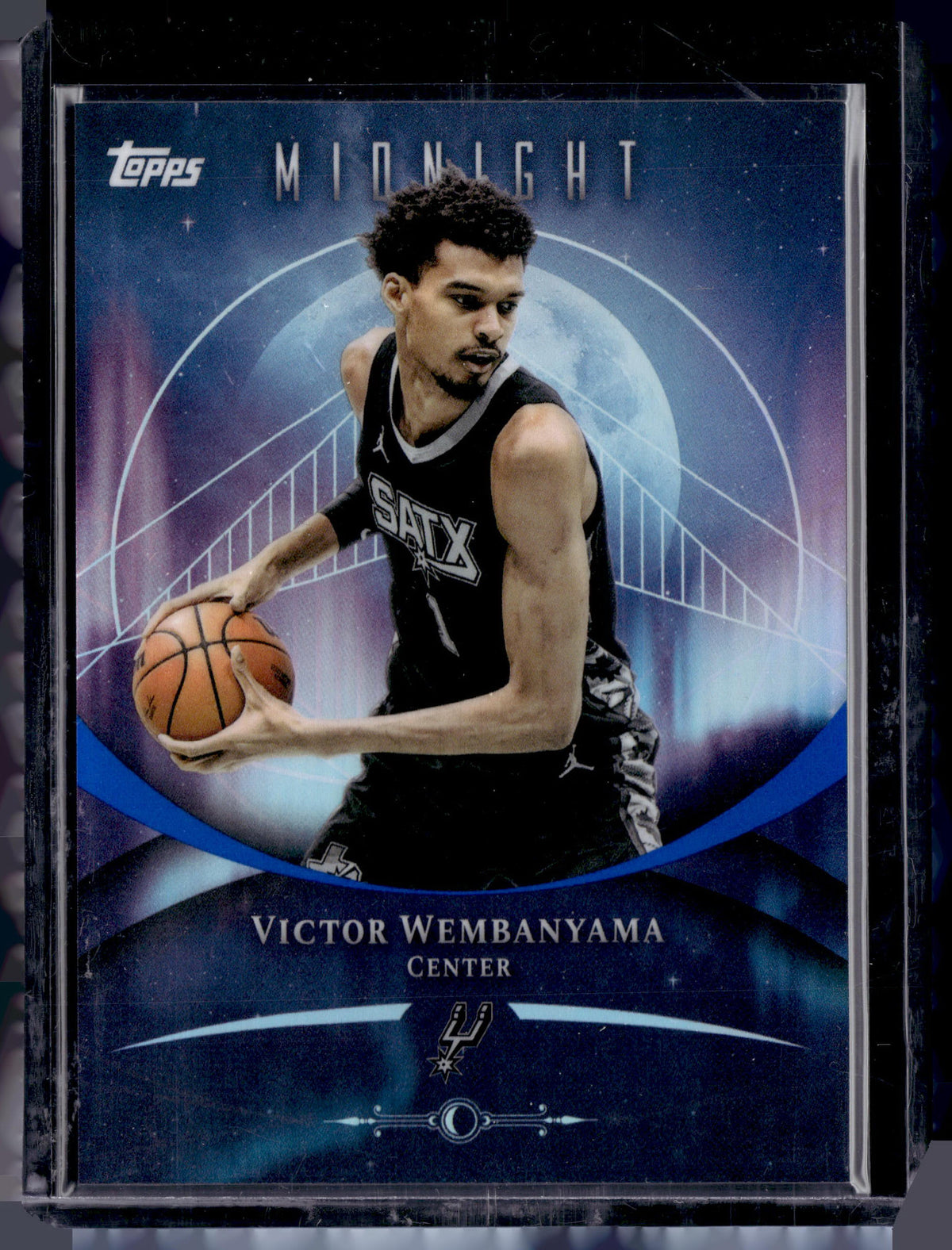 HL-P01 2025 Topps Midnight Victor Wembanyama #41