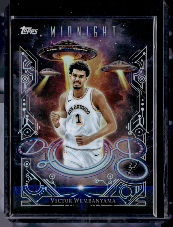 HL-P01 2025 Topps Midnight Daydreamers Victor Wembanyama #DD-10