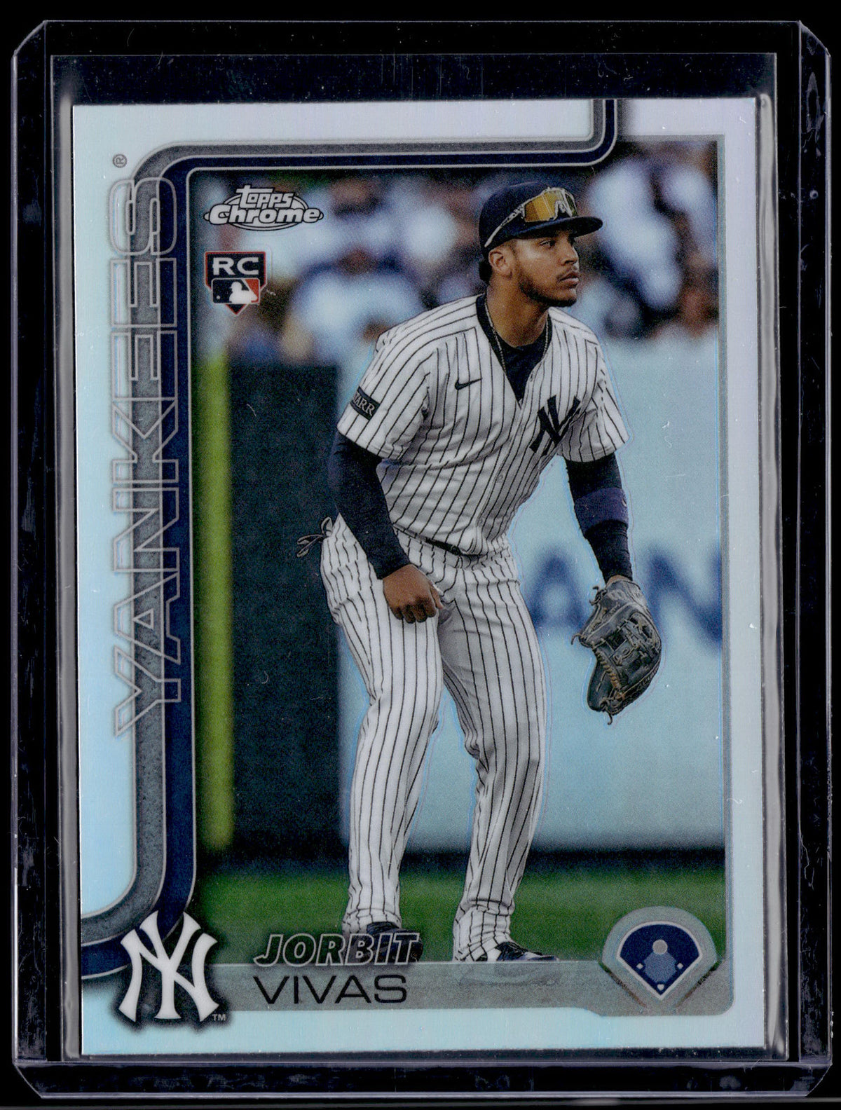 HL-P01 2025 Topps Chrome Jorbit Vivas #USC113 Refractor RC