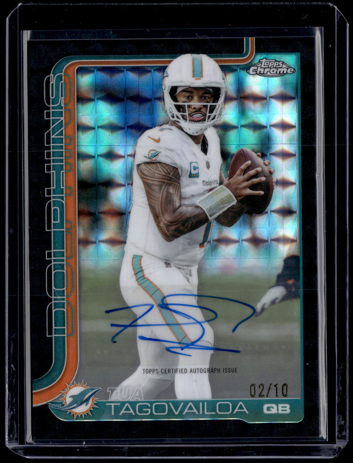HL-P01 2025 Topps Chrome Football Tua Tagovailoa #BA-TTA Black Geometric /10
