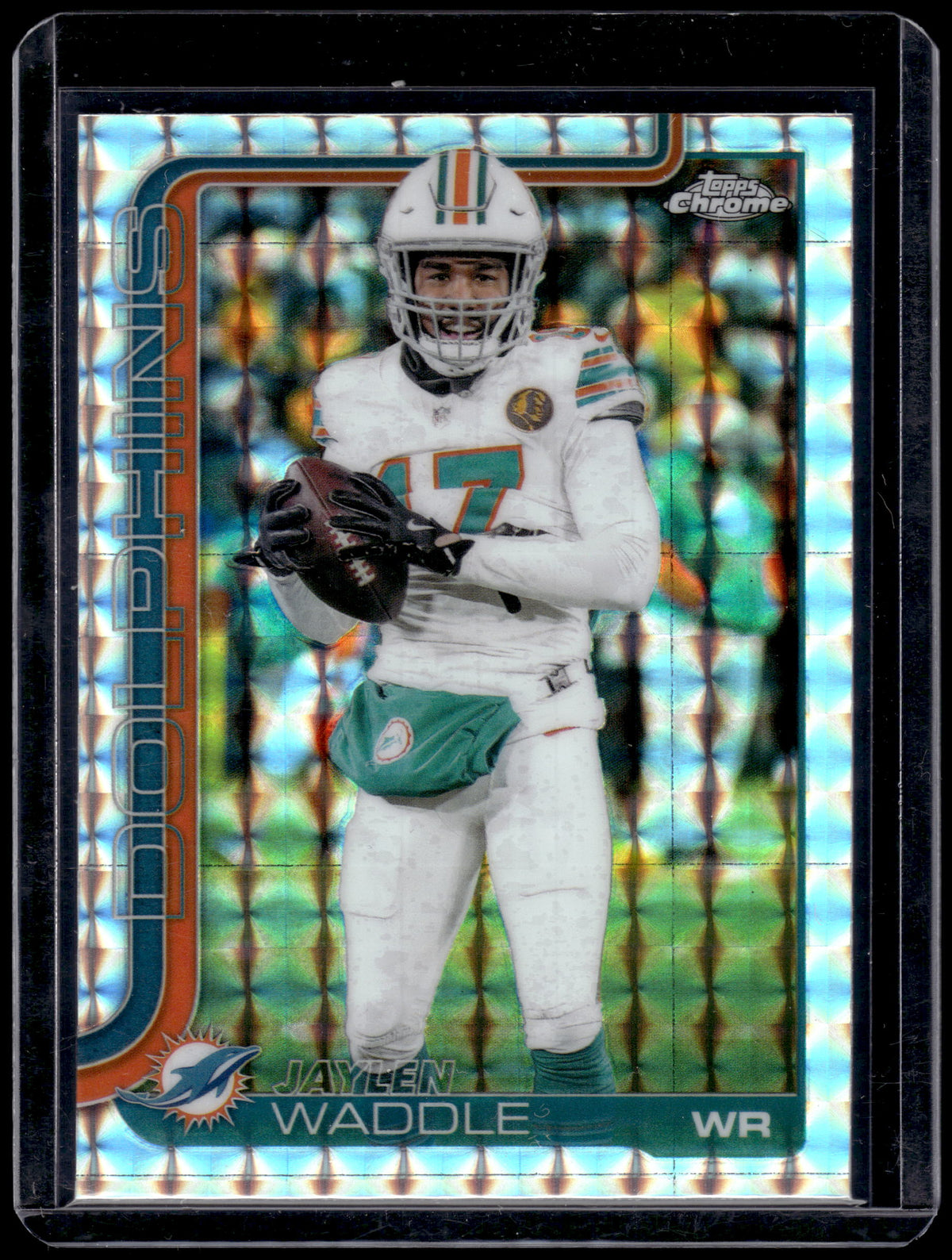 HL-P01 2025 Topps Chrome Jaylen Waddle #186 Geometric Refractor