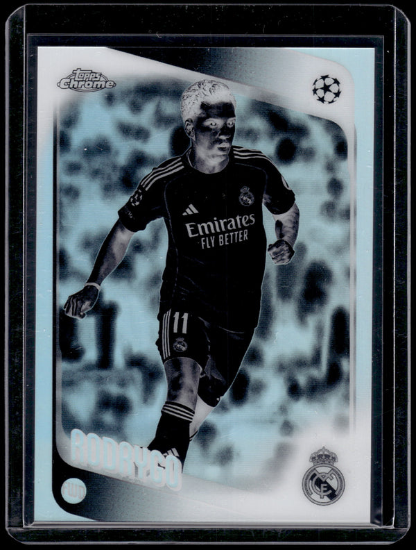 2026 Topps Chrome UEFA Champions League Rodrygo #102 Negative Refractor