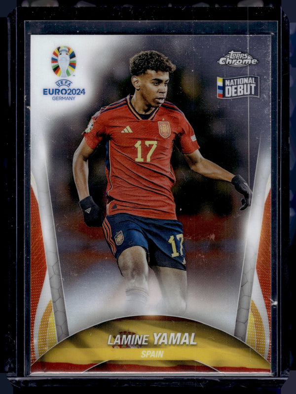 2024 Topps Chrome UEFA Euro National Debut Lamine Yamal #17