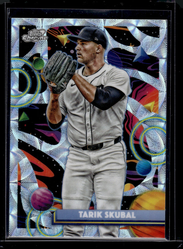 2025 Topps Cosmic Chrome Tarik Skubal #127 Nucleus Refractor