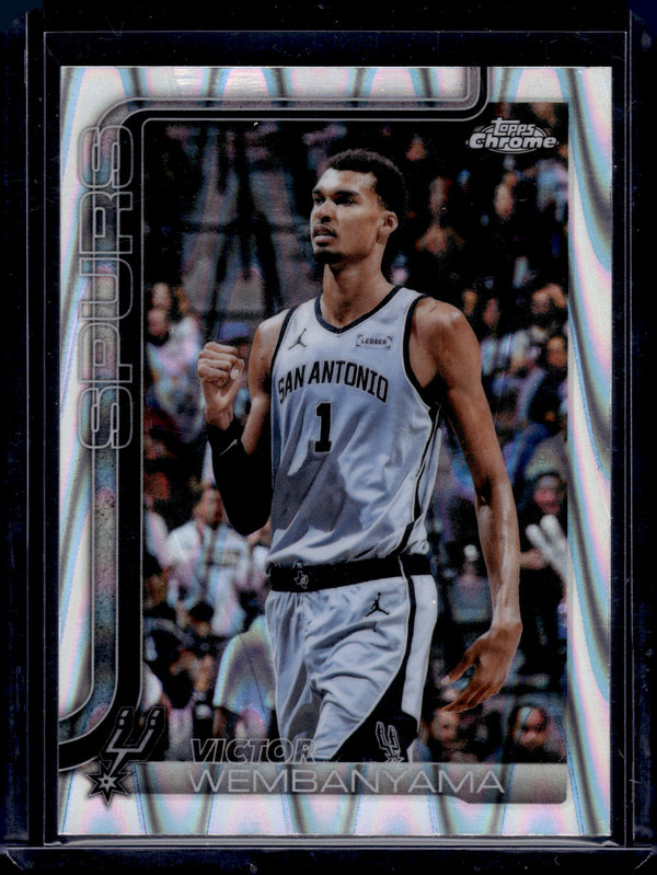 2026 Topps Chrome Victor Wembanyama #22 Raywave