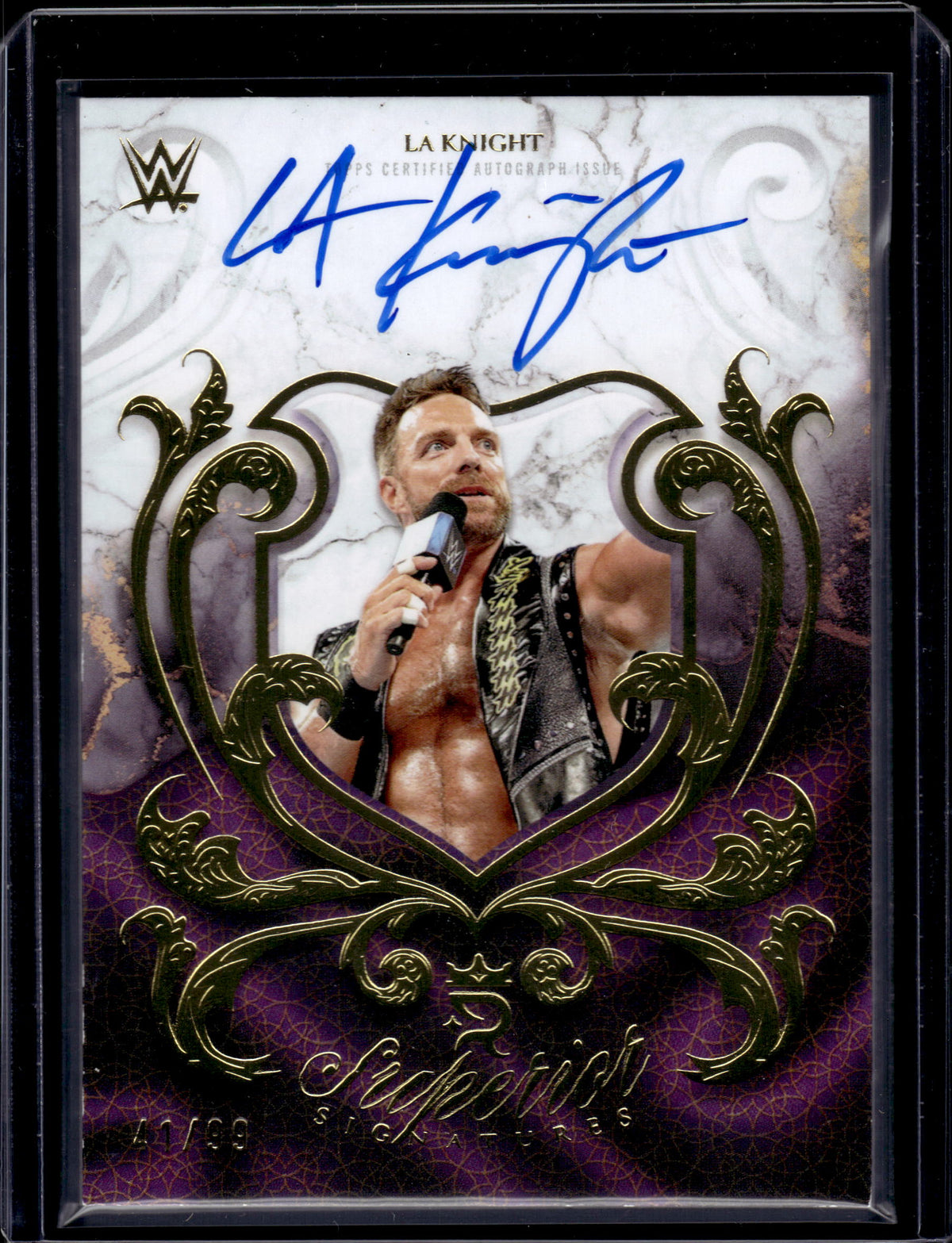 HL-P01 2025 Topps Royalty WWE Superior Signatures LA Knight #SUP-LAK /99