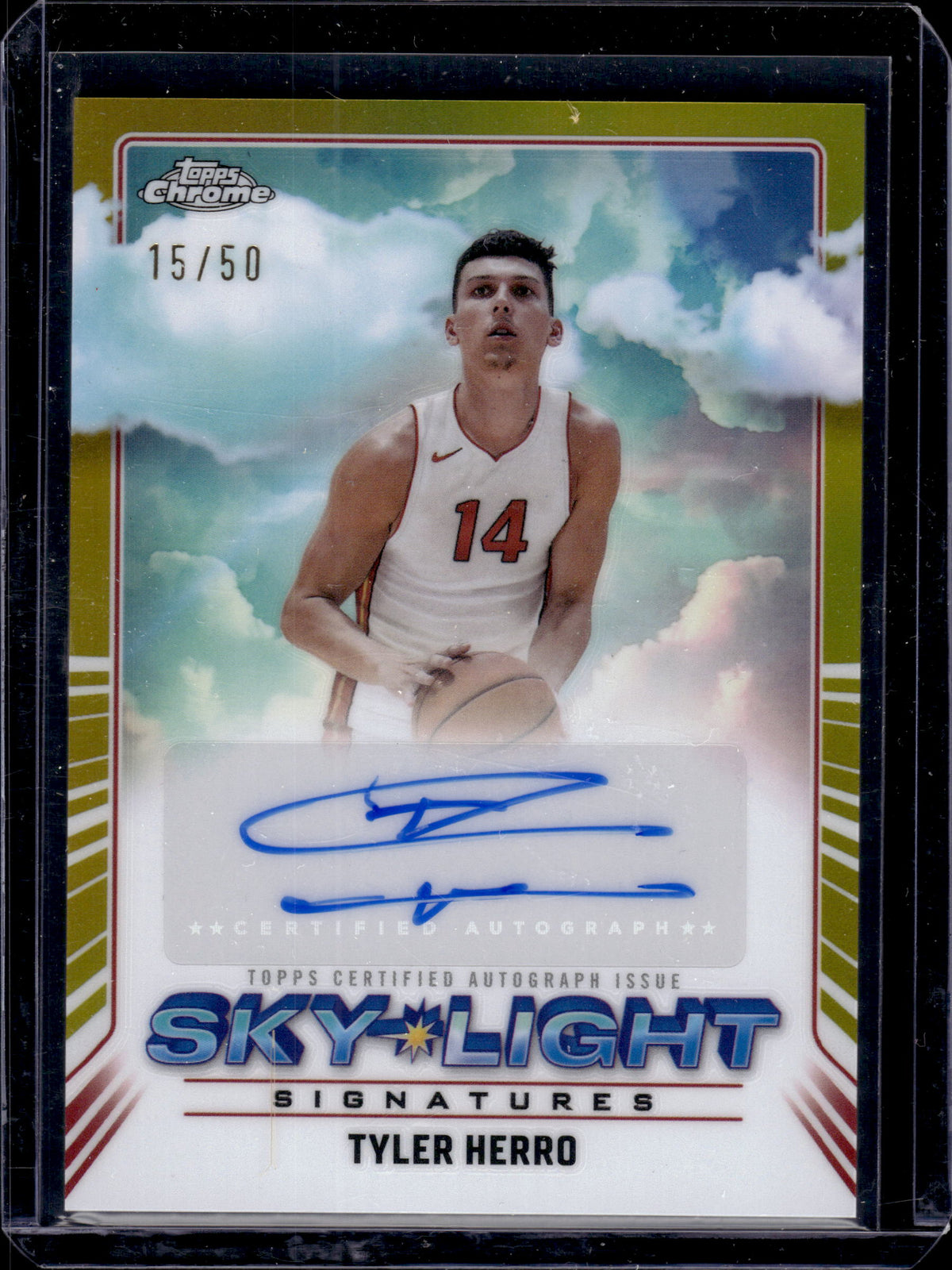 HL-P06 2025 Topps Chrome Sky-Light Signatures Tyler Herro #SLS-THE Gold /50