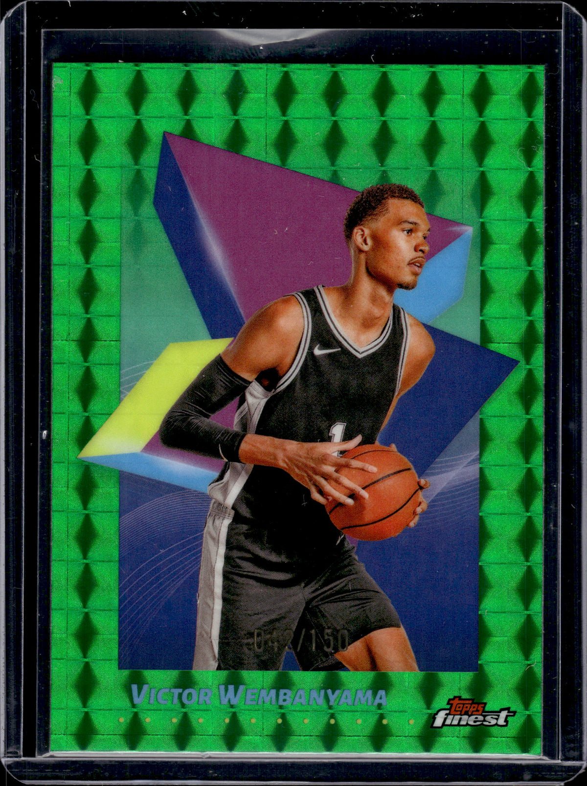 HL-INV 2025 Topps Finest Victor Wembanyama #83 Green Refractor